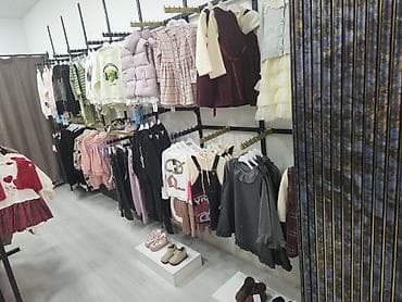 возьму в дар мебель: Uşaq geyim və aksessuarları mağazası üçün hazır satış köşəsi və — 5