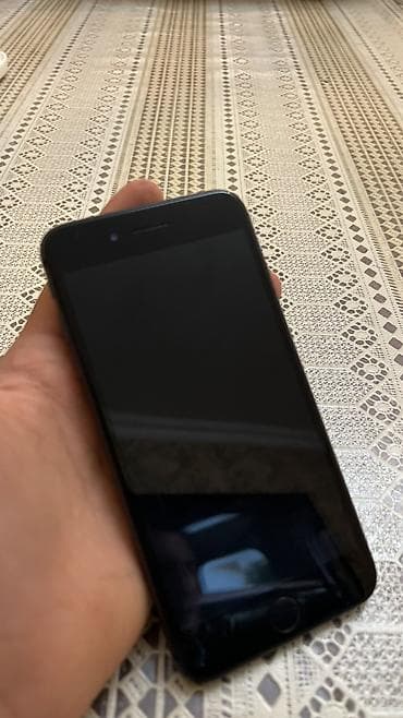 phone 8 plus: IPhone 8 Plus, 64 GB, Black Titanium — 2