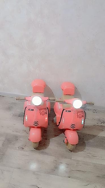 Uşaq elektrik skuteri (Vespa tərzində) – çəhrayı rəng - Tip — 8