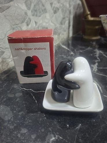 sufre: Məhsul: Keramika duz və istiot qabları dəsti - Dizayn: Bir-birini — 2