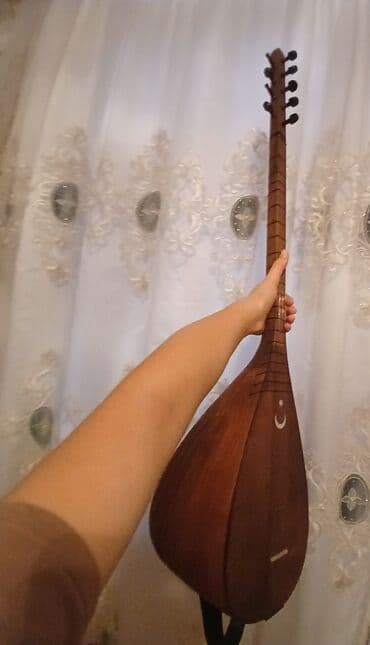 Milli sazı ay ulduzlu saza soz ola bilmes isdeyen gelib sesinede — 2