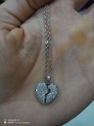 Gümüş rəngli zəncir və daşlı asma - Zərif, parıltılı zəncir bijuteriya