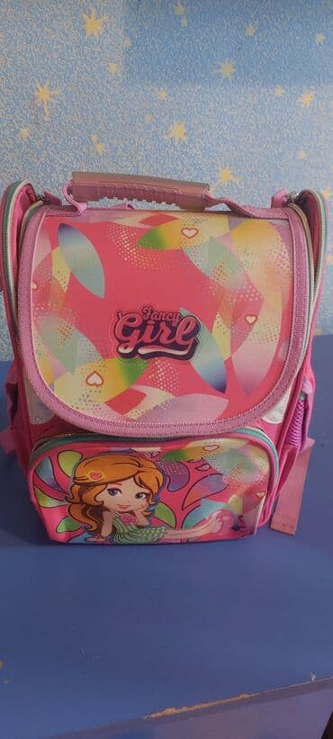 Uşaq geyimi və ayaqqabıları: Mektəb çantası cəmi bir il işlənib.hec bir yerdə cırığı — 1