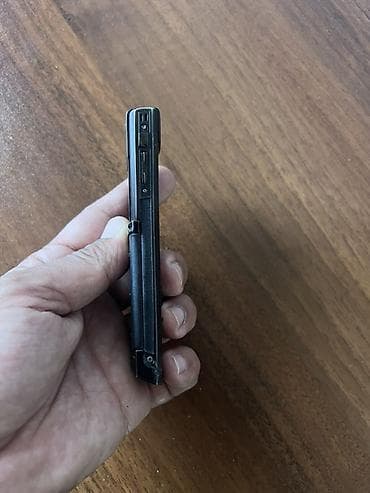 el blenderleri: Vertu rəng - Qara, Düyməli — 2