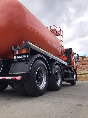 su nasoslar: Məhsul: KAMAZ şassisi üzərində vakuum/fekal maşın (kanalizasiya nasosu — 8