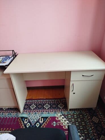 tek masa: Прямоугольный стол, Без стула, С полками, С выдвижными ящиками, Дерево — 2