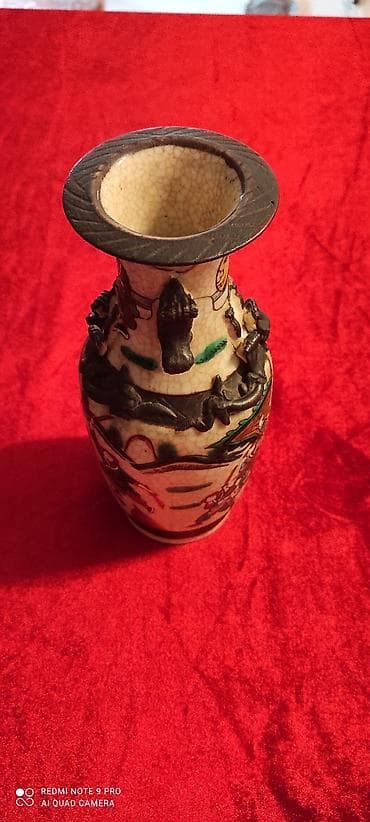 azalya gülü: Bir vaza, Farfor — 3