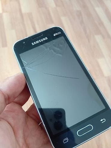philips xenium 9@9s: Samsung 16 GB, rəng - Qara, İki sim kartlı — 2