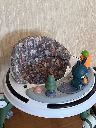 BabyLand uşaq yürütəcəyi - Dairəvi sabit baza və 6 təkər: ön hissədə