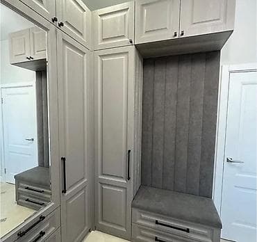 balaca laqonda: Künc koridor dəsti – qarderob və oturacaq zonası ilə tamamlanmış — 2