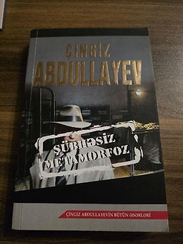 Velosiped ehtiyyat hissələri: Satılır: 4 kitabdan ibarət dəst.Hamsi birlikde 50 AZN 1) Hakimiyyətin — 4