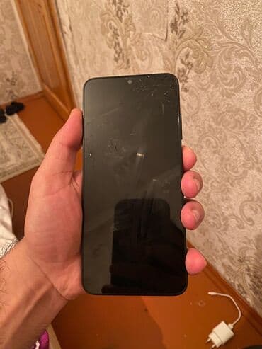 ucuz smartfonlar: Samsung Galaxy A05s, 128 GB, rəng - Qara, Qırıq — 2