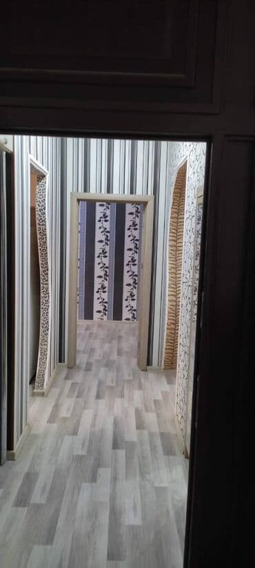 ehmedlide ucuz kiraye evler 2023: Razində mustafa vəkilov kucesinde4 mertebeli binanın 3-cu — 16