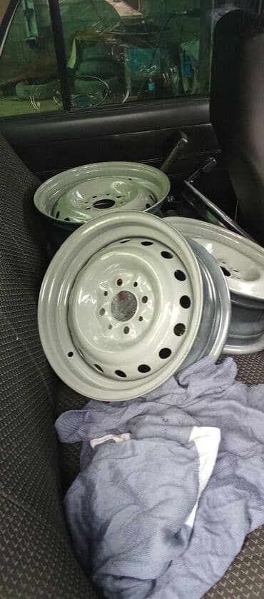 qoşquların satışı: VAZ (LADA) 2107: 1.6 l | 2002 il 124856 km Sedan — 9