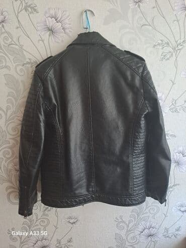 Köynəklər: 8 azn boynunda deffekti var. Basqa problemi yoxdu. Unvan hezi aslanov — 2