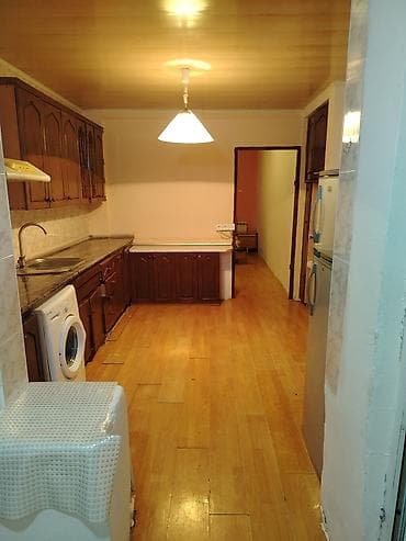 əmlak satışı saytları: 1 otaqlı mənzil – mətbəx-studiya planı Xüsusiyyətlər: - Geniş mətbəx — 1