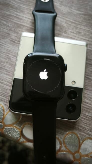 ikinci el iphone 16 pro: Smart saat, Apple, Sensor ekran, rəng - Qara — 1