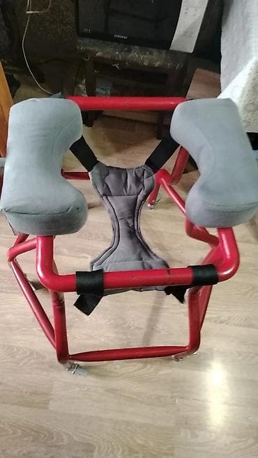 Tibbi maskalar: Uşaq üçün yerimə köməkçi “walker” (gəzdirici) karkası - Metal — 1