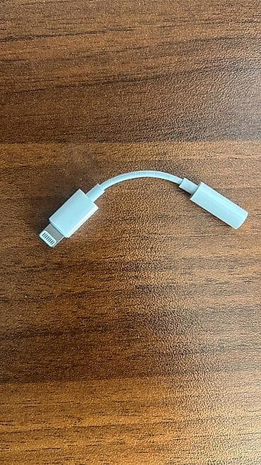 samsung telefon qablari: Elektron aksessuarlar dəsti Müxtəlif kabel və adapterlərin qarışıq — 2