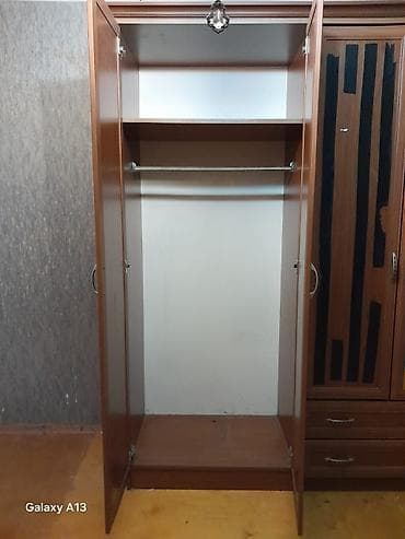 ucuz şifaner: İşlənmiş, 5 qapı, Güzgülü, Qəhvəyi, Digər material, Açılan, Düz dolab — 5