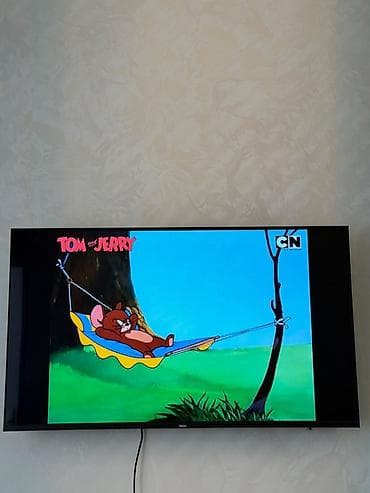 par utusu: Gree 43" LED TV - Ekran: 43 düym, nazik çərçivə, divara asılmağa — 2