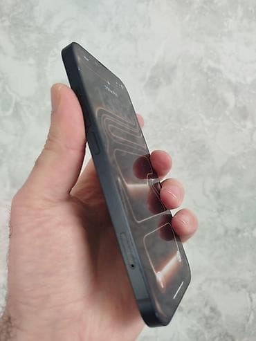 ipone 13 pro max: IPhone 13, 128 GB, Qara, Face ID — 3