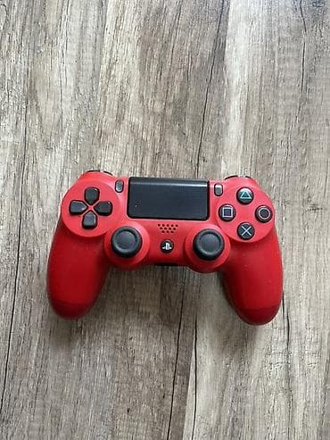 sony playstation 3: Yenidir,heç bir problemi yoxdur,ən son modeldir 7215B,konsolun — 7
