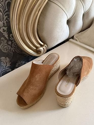 Şəxsi əşyalar: ALDO brendinin qadın üçün platformalı sandal/slaydları - Model: Açıq — 3