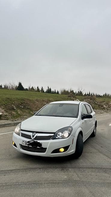 Aksesuarlar və tüninq: Vauxhall Astra: 1.8 l | 2008 il 383909 km Hetçbek — 2