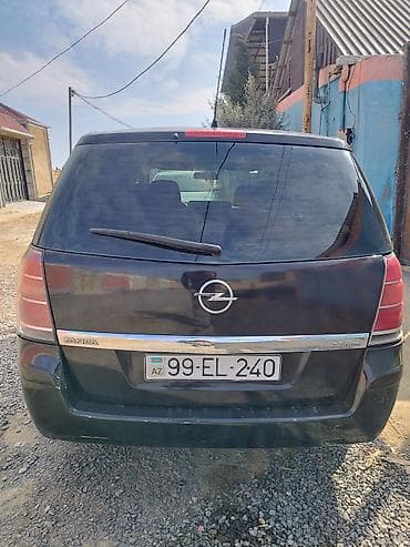 opel zafira a: Opel Zafira: 2.2 l | 2006 il 300 km Van/Minivan — 4