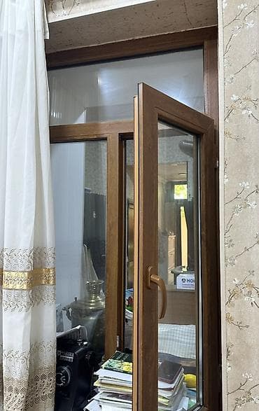 perde ucuz: Ağac naxışlı plastik pəncərə ÖLÇÜLERİ 95/160 sm - Material: PVC — 1