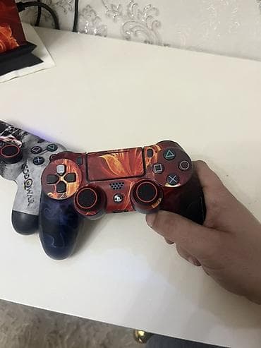 PS5 (Sony PlayStation 5): Playsation 4pro 1TB HEN 9.00 Proşifkalı model içərisində hal-hazırda — 5