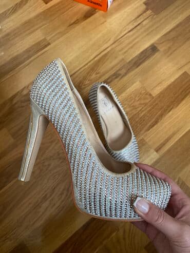 Basanoşka və səndəllər: Tuflilər, Ölçü: 38, İşlənmiş — 1