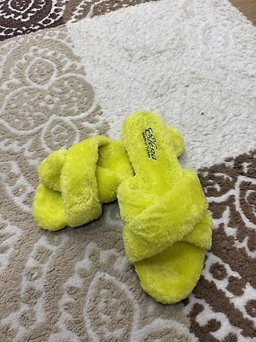 ayaqlar: Tərliklər, Ölçü: 37, rəng - Sarı, Yeni — 1