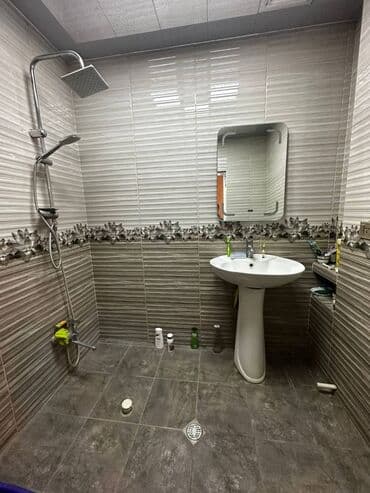 купить квартиру на баилово: Баку, 3 комнаты, Вторичка, м. Нефтчиляр, 85 м² — 10