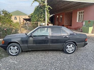 turbo.az ford transit 5 1: Mercedes-Benz 190 (W201) sedan - Kuzov: 4 qapılı sedan, mat qara rəng — 3