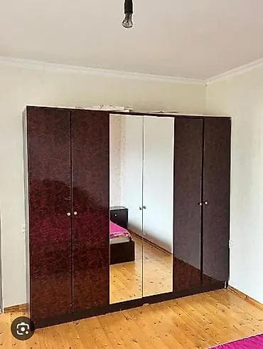 İşlənmiş, 6 qapı, Güzgülü, Qəhvəyi, Digər material, Açılan, Düz dolab