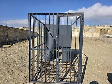 dok it: Metal karkaslı İt yuvası, Daxma. Möhkəm material qalın armaturlarla - — 2