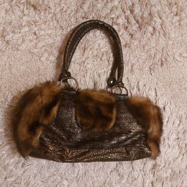 qaşlı canta: Sumka baha alinib.) 5azn. satlir.( İşlenmiş) — 5