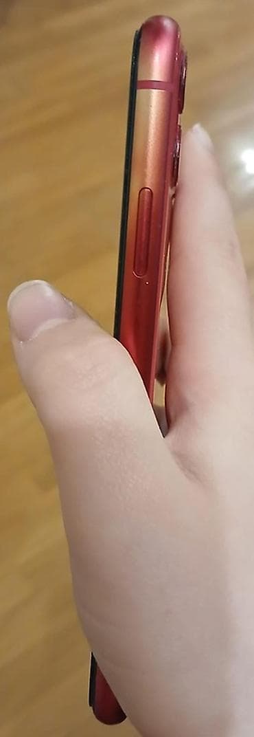 ucuz iphone 6: IPhone 11, 64 GB, Qırmızı — 3