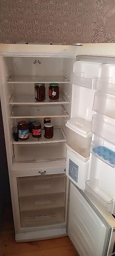 antena satilir: İşlənmiş 2 qapılı LG Soyuducu Satılır, rəng - Ağ, Dispenserli — 2