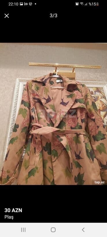 женский плащ новый: Tranchkot. 36 razmer, yarpaq desenli. az geyilib — 3