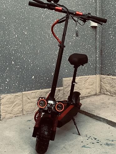 İşlənmiş Elektrik samokat 10", > 1000 Vt, > 45 km/s, Ünvandan götürmə