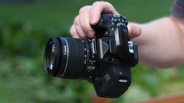 сумка на плечо: Canon 800D səliqəli az işlənmiş üstündə 1ədəd pult verilir — 1