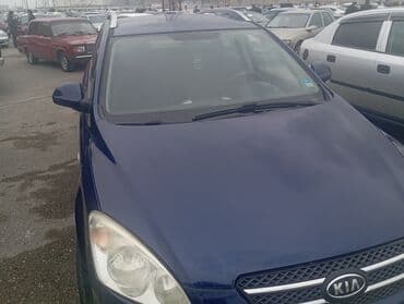 Avtomobil alışı: Kia Cee’d SW (universal), mavi rəng. - Geniş və funksional kuzov — 10