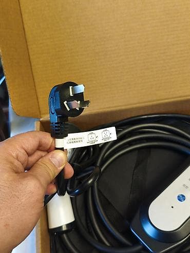 avtomobil çantası: EV portativ şarj cihazı (ICCPD) - Giriş: 220V AC, tək faza - — 3