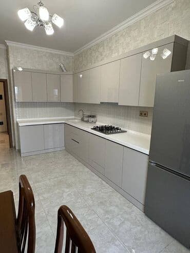 ecemide kiraye evler ucuz: Mənzil kirayə verilir. Yaşıl bazarın yanı 17.9 mərtəbə, 120 kv 3 otaq — 8