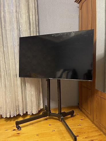 240 kabel: Düz TV altlığı, Polkasız — 2