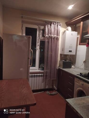 vurgun residence kiraye evler: Neftçilər metrosunun yaxınlığında vosmoya diqlasa yaxın 5 mertebeli — 5