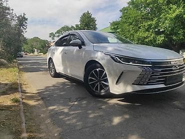 ev masin satilir: BYD Qin Plus: 1.5 l | 2024 il 178000 km Sedan — 2